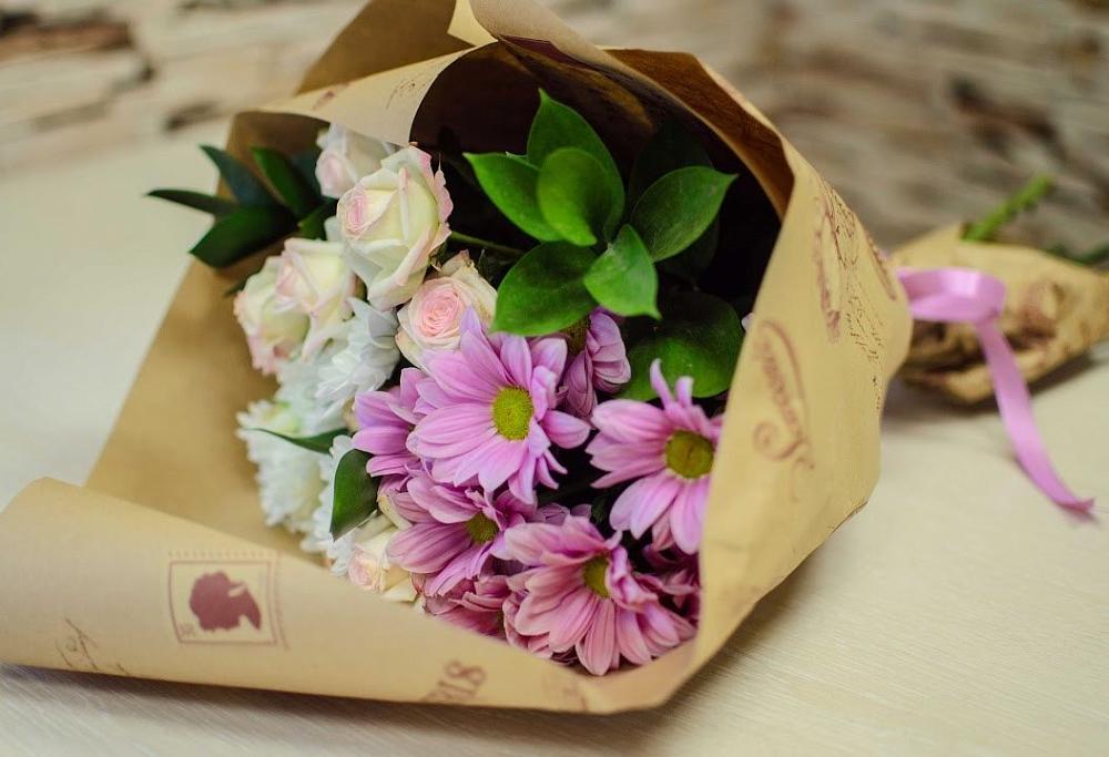 Букет цветов из: Розы и Хризантемы в Пятовском