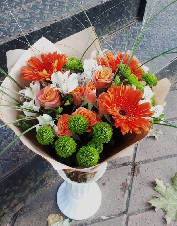 Букет цветов из: Герберы, Хризантемы, Альстромерии и Розы в Пятовском
