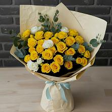 Букет цветов из:  Розы #REPLACE_PRED# Пятовском