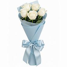 Букет 5 Белых роз Проуд в Пятовском