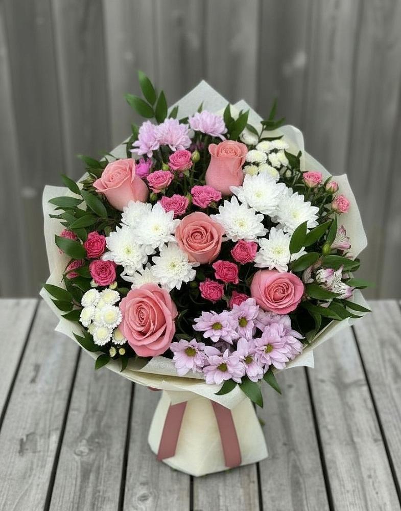 Букет цветов из: Альстромерии, Гвоздики, Розы и Хризантемы в Пятовском