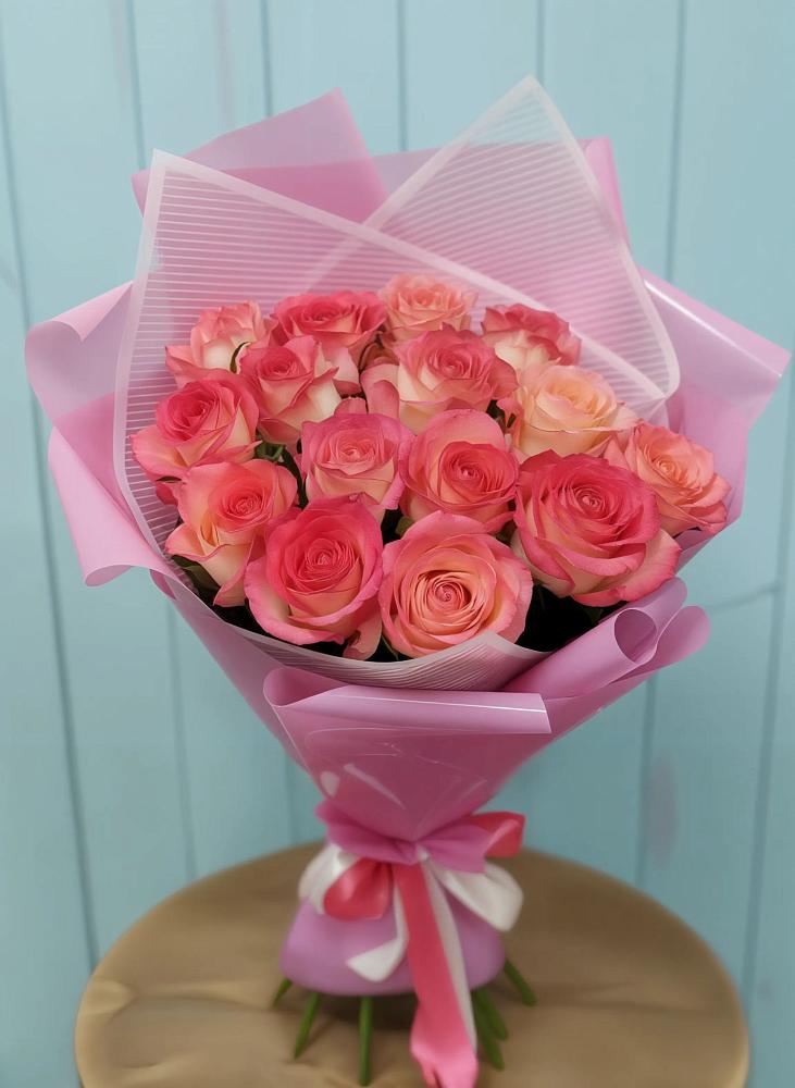 Букет 15 Розовых роз Равель в Пятовском