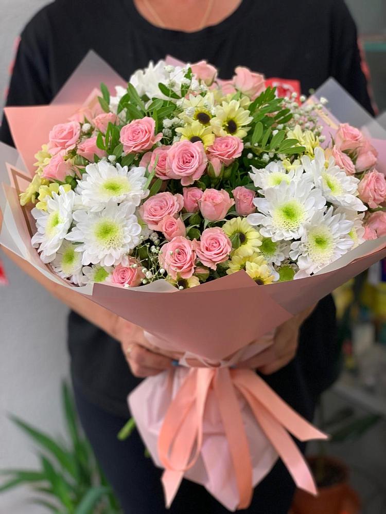 Букет цветов из: Розы и Хризантемы в Пятовском