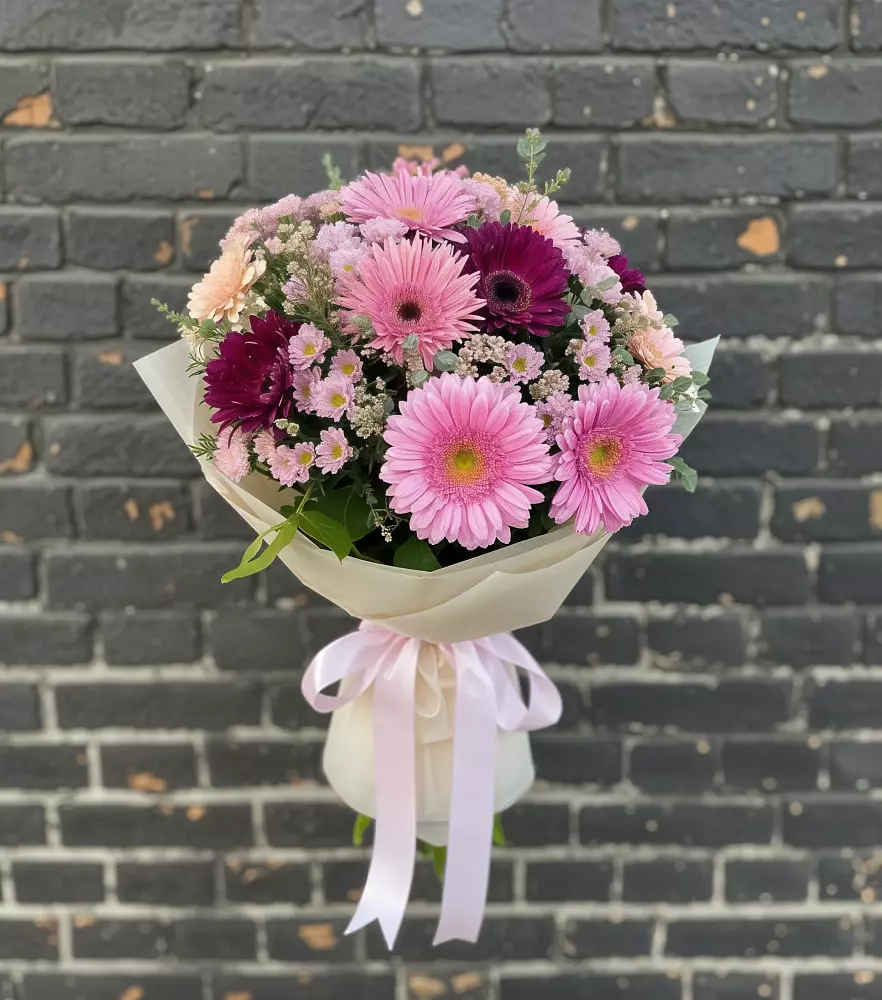 Букет цветов из: Герберы и Хризантемы в Пятовском