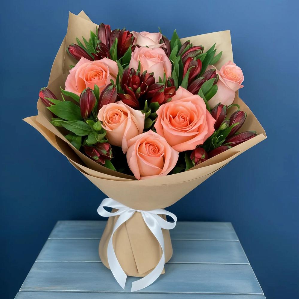 Букет цветов из: Розы и Альстромерии в Пятовском