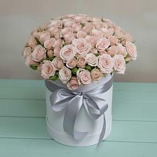 Цветочная композиция из Розы в шляпной коробке в Пятовском