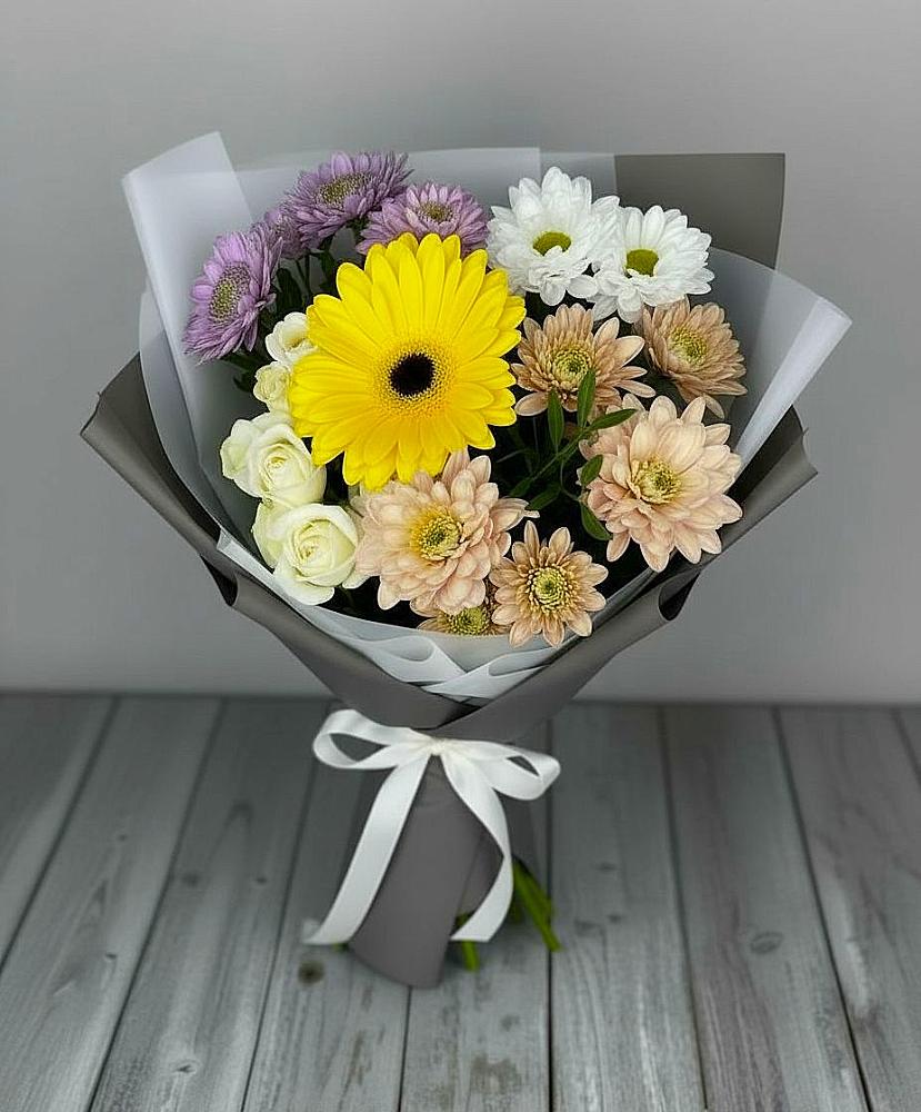 Букет цветов из: Розы, Герберы и Хризантемы в Пятовском
