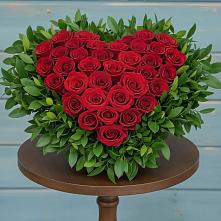 Цветочная композиция из Розы в виде сердца #REPLACE_PRED# Пятовском