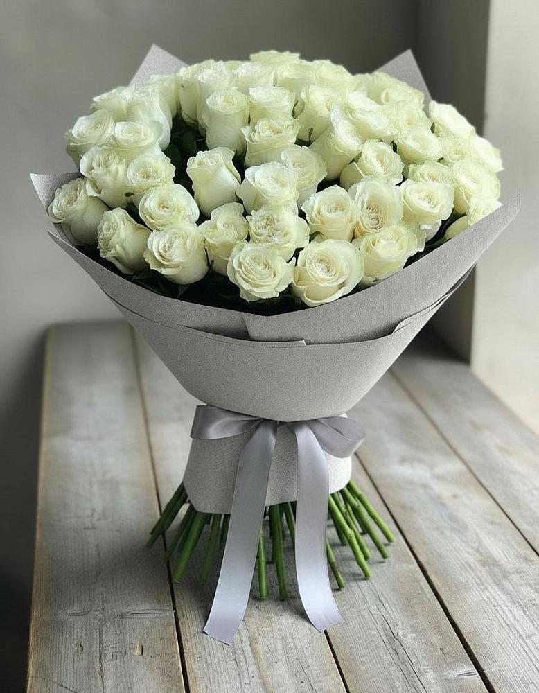 Букет 35 Белых роз в Пятовском