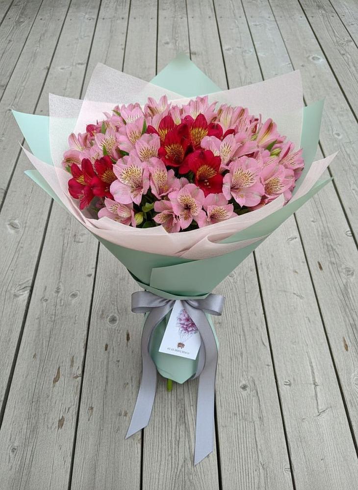 Букет цветов из: Альстромерии в Пятовском