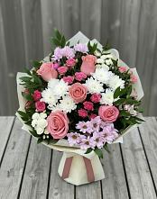 Букет цветов из:  Альстромерии, Гвоздики, Розы и Хризантемы #REPLACE_PRED# Пятовском