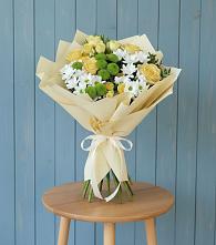 Букет цветов из:  Хризантемы и Розы в Пятовском