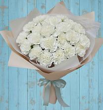 Букет цветов из:  Гвоздики в Пятовском