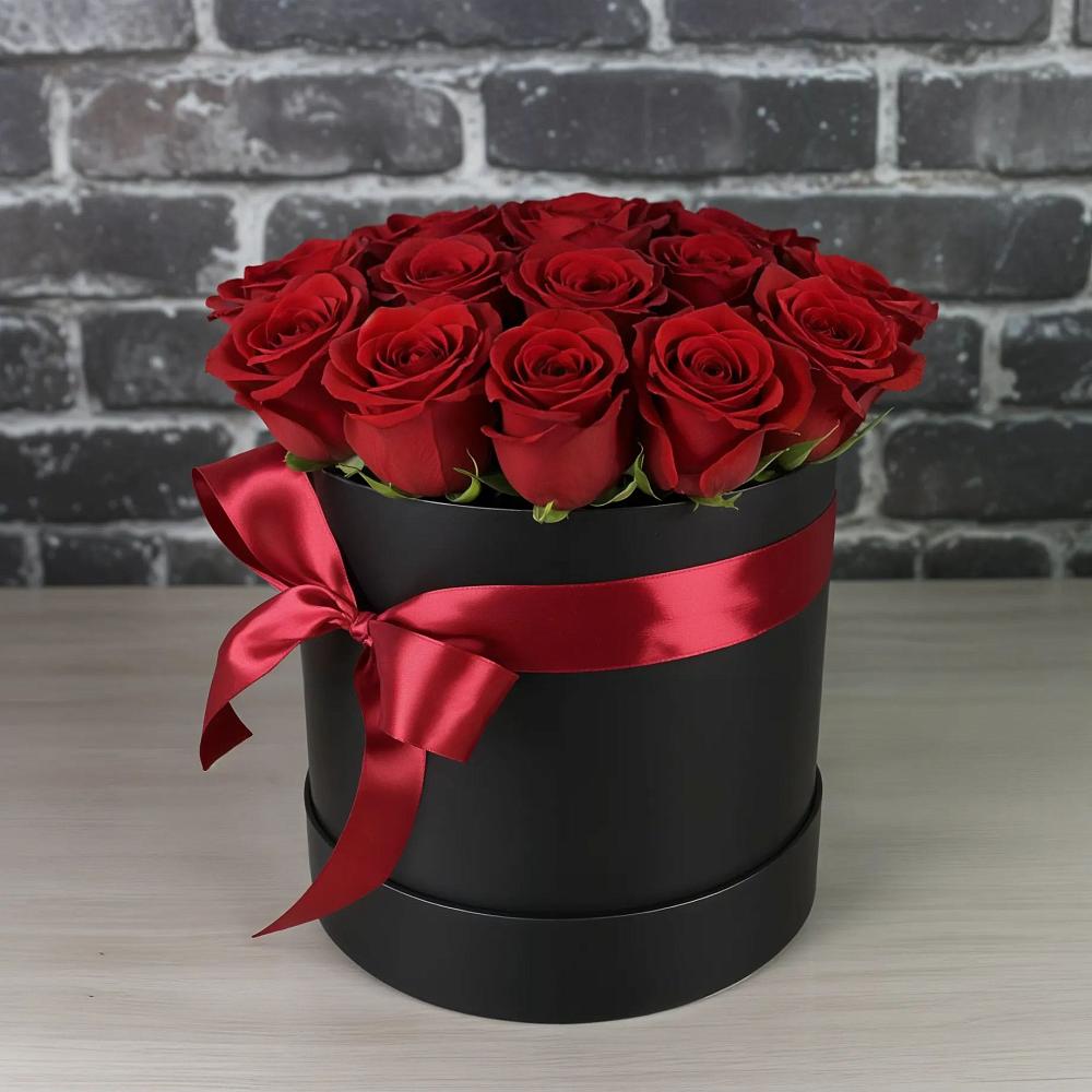 Цветочная композиция из Розы в шляпной коробке в Пятовском