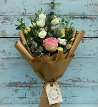 Букет цветов из:  Розы и Лизиантусы в Пятовском