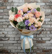 Букет цветов из:  Розы, Лизиантусы и Гвоздики в Пятовском