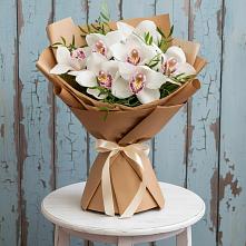 Букет цветов из:  Орхидеи и Розы в Пятовском