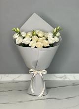 Букет цветов из:  Розы и Лизиантусы в Пятовском